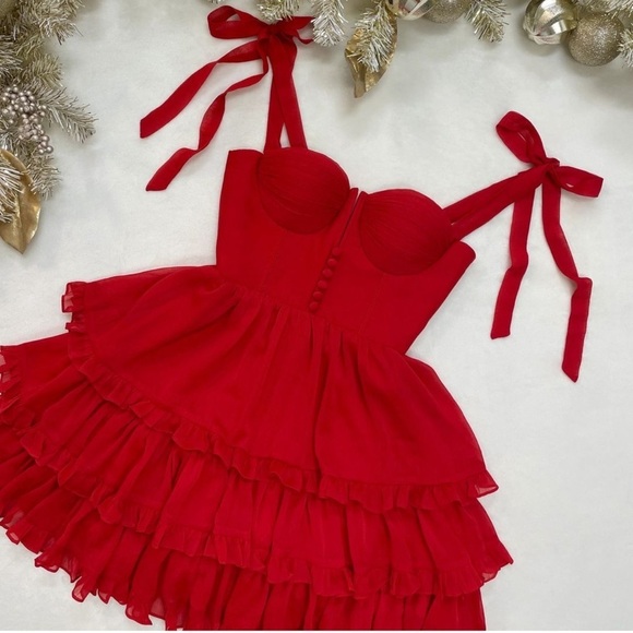 ADEIRLINA sweetheart neckline true red dress. - Picture 4 of 17